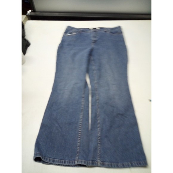 Fashion Bug Women’s Jeans 18WP, Light Wash;  Vintage Pocket Design 80s 90s - Picture 1 of 5